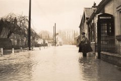 Riverside 1937