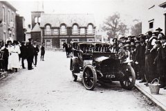 Vulcan Car Crash, Station Road, 1909