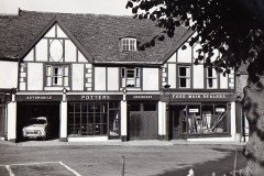 Potters Market hill Showroom